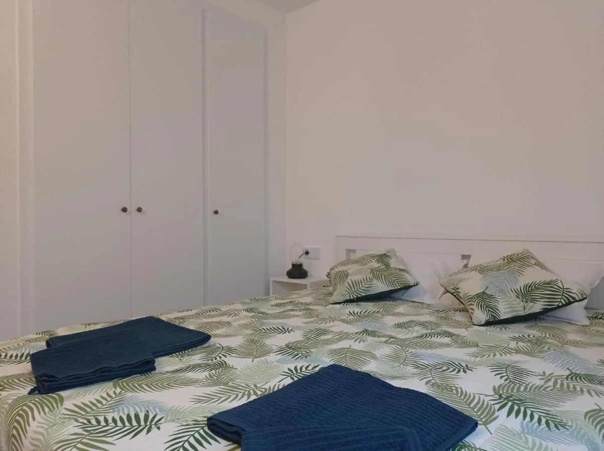 Davant Mar - Apartamento Con Terraza A Pie De Playa Roses 0*,  Espagne